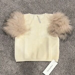 Alice + Olivia Cream Crop Top with Tan Fur Sleeves